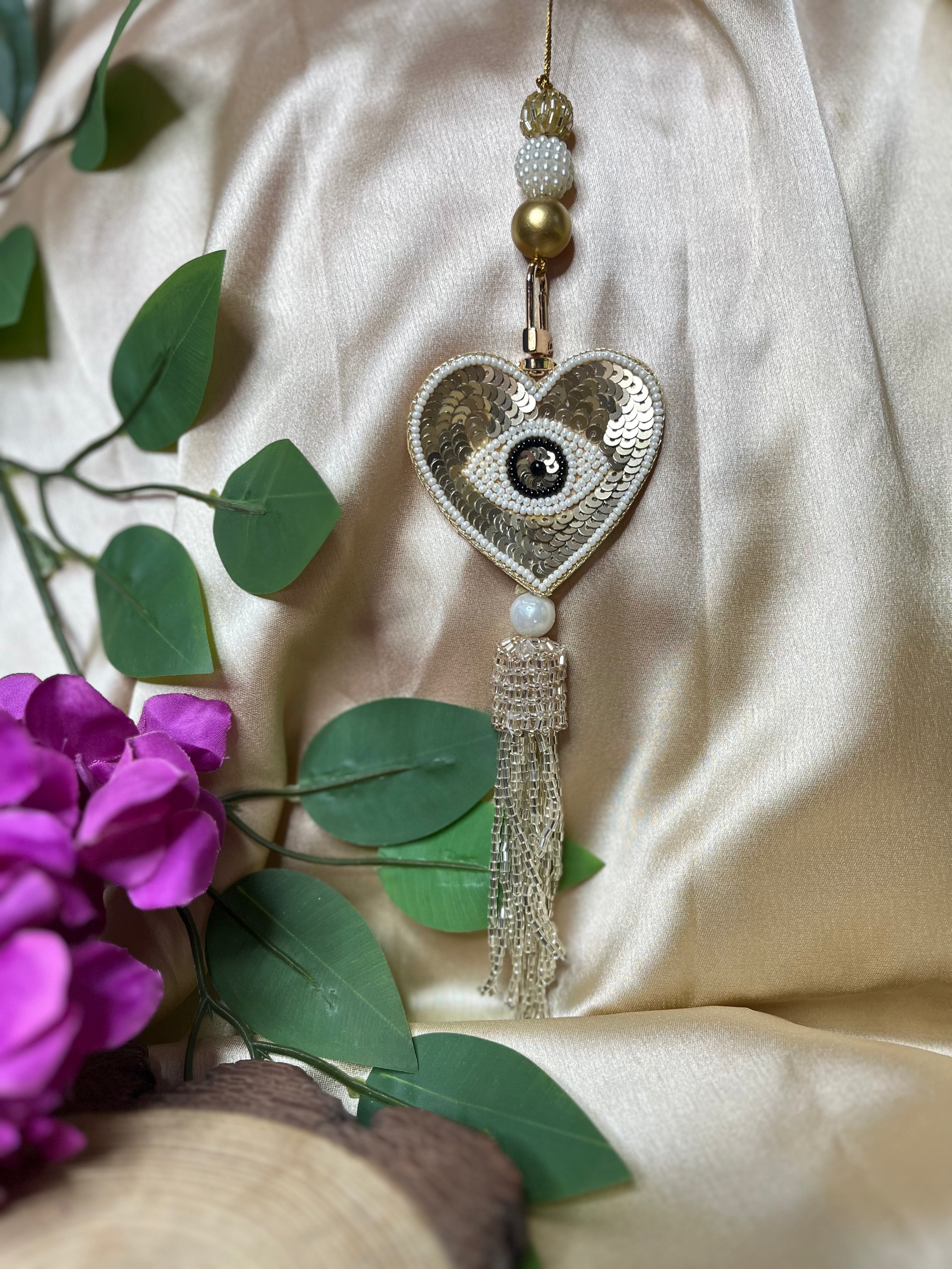 Heart sequin bagcharm lumba
